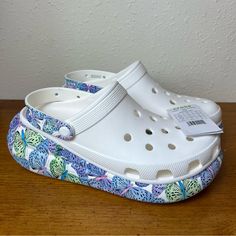 Crocs New Adult Classic Crush Butterfly Clog Mens Size 11 New With Tags White Platform Clogs In Synthetic Material, Casual White Platform Clogs, White Synthetic Clogs With Removable Insole, Casual White Clogs With Removable Insole, Shoes Crocs, Crocs Shoes, Flip Flop Sandals, Color Purple, Clogs