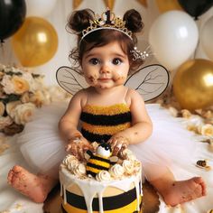 Make your little one the buzz of the party with our golden queen bee crown. Perfect for bee-themed birthdays and parties, it adds a touch of charm to their outfit. Rhinestone silver tone Metal Crystal crown- That will last for many years to come and will make great keepsake. ONE SIZE - fit babies kids and adults! Very Comfortable to wear - just like regular headband - NO hair comb in the end FOR FOR MAXIMUM COMFORT  To choose your preferred style simply click the scroll down menu on each style and the pictures change according to the style that you click :) With this Especially Design your princess can wear it all day long with no worries that it will fall down and that will not be Comfortable. This headband great for ANY occasion like princess party , Birthday party & Halloween  ANY GIRL Newborn Bumble Bee Costume, Queen Bee Outfits, Happy First Bee Day, Bee Themed Birthday Party 1st, Bee Day Party Ideas 1st, First Birthday Bee Theme, Queen Bee Birthday Party, Bee Photoshoot, Bumble Bee First Birthday