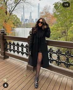 European Winter Outfits Cold Weather, Central Park Outfit, Paris Trip Outfits, Outfit Elegantes, New York Outfits, Winter Fashion Outfits Casual, London Outfit, Moda Paris