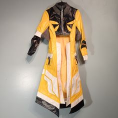 Cosplay Jacket Size Small Missing Belt White Hooded Outerwear For Cosplay, White Long Sleeve Outerwear For Cosplay, White Halloween Cosplay Outerwear, White Long Sleeve Outerwear For Costume Party, Fitted Long Sleeve Cyberpunk Outerwear, Fitted Yellow Hooded Outerwear, Fitted Hooded Outerwear For Costume Party, White Outerwear For Cosplay Events, Cyberpunk Outerwear For Cosplay