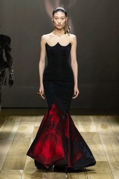 Alexander Mcqueen Dresses, Winter 23, Couture Mode, Runway Dresses