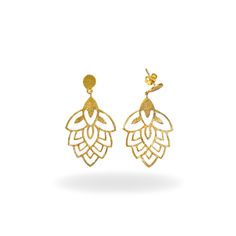 Embrace elegance and symbolism with our 925 silver, 1.0 micron gold-plated Ane Gray Finish Stud Earrings, adorned with the meaningful Joya symbol of the spiral of life. Product features: Material: 925 silver, 1.0 micron gold-plated for durability and a luxurious finish Finish: Ane Gray adds sophistication and versatility to any ensemble Dimensions: Total earrings measure approximately 45 mm (L) x 25 mm (W) x 1 mm (H) Ear Stud Length: Approximately 10 mm with a butterfly closure for secure wear W Symbolic Yellow Gold Pierced Earrings, Symbolic Gold Sterling Silver Earrings, Sterling Silver Gold Jewelry For Celebration, Gold Sterling Silver Jewelry For Celebration, Symbolic Yellow Gold Sterling Silver Earrings, Celebration Jewelry In Gold Sterling Silver, Celebration Sterling Silver Gold Jewelry, Celebration Gold Sterling Silver Jewelry, Hammered Silver Gold-plated Earrings