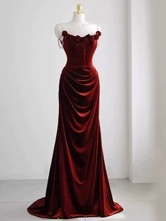 Floral Prom Dress, Prom Dress Elegant, Velvet Evening Dress, Elegant Birthday Party, Dark Red Dresses, Velvet Prom Dress, Prom Dresses Elegant, Strapless Evening Dress, Floral Prom Dresses