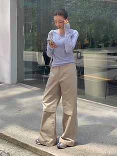 Beige Cargo Pants For Fall, Baggy Beige Wide Leg Pants For Fall, Beige Baggy Wide Leg Pants For Fall, Beige Wide Leg Loose-fit Pants For Fall, Trendy Neutral Straight Leg Pants, Beige Ankle-length Cargo Pants For Work, Feminine Pants Outfit, Beige Relaxed Fit Cargo Pants For Fall, Beige Straight Pants For Everyday