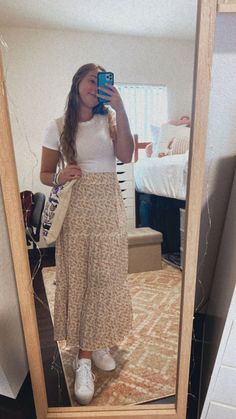 Teacher Looks Outfit Summer, Skirt And Converse Outfit Summer, Teacher Long Skirt Outfits, Modest Outfits With Converse, Christian Outfits Women, Teacher Outfit Inspo Summer, Teaching Outfits Aesthetic, Modest Teacher Outfits Skirts, Teacher Outfits Long Skirts