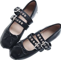 Lace Up Ballet Flats, Lace Up Flats, Black Ballet Flats, Ballerina Flats, Feminine Look, Dream Shoes, Miu Miu Ballet Flats, Slingback Sandal, Ballet Flat