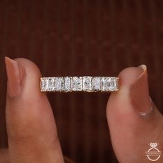 Radiant Cut Moissanite Wedding Band Brilliant Cut Radiant Diamond Band Full Eternity Stacking Band 14K Gold Anniversary Band Gift For Her ✥ 𝐖𝐞𝐥𝐜𝐨𝐦𝐞 𝐭𝐨 𝐀𝐝𝐨𝐫𝐧𝐉𝐞𝐰𝐞𝐥𝐥𝐞𝐫𝐲𝐈𝐍: 𝐔𝐧𝐯𝐞𝐢𝐥 𝐭𝐡𝐞 𝐁𝐞𝐚𝐮𝐭𝐲 𝐨𝐟 𝐆𝐨𝐥𝐝 & 𝐌𝐨𝐢𝐬𝐬𝐚𝐧𝐢𝐭𝐞 𝐃𝐢𝐚𝐦𝐨𝐧𝐝 𝐉𝐞𝐰𝐞𝐥𝐫𝐲! ✥ ↣ 𝐌𝐚𝐭𝐞𝐫𝐢𝐚𝐥𝐬: 925 Sterling Silver, Gold, Rose Gold, White Gold ↣ 𝐒𝐡𝐚𝐩𝐞: Radiant Cut ↣ 𝐃𝐢𝐦𝐞𝐧𝐬𝐢𝐨𝐧: 4 x 2.50MM ↣ 𝐂𝐚𝐫𝐚𝐭 𝐖𝐞𝐢𝐠𝐡𝐭: 7.80 CTW (approx.) ↣ 𝐂𝐥𝐚𝐫𝐢𝐭𝐲: VVS ↣ 𝐂? Radiant Eternity Band, Radiant Cut Wedding Band, Radiant Wedding Band, Radiant Wedding Rings, Gold Anniversary Bands, Engagement Ring Pictures, Masc Fashion, Ring Cuts, Promise Band