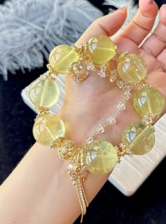 Material:Citrine quartz beads size :Approx 20mm   quantity: one strand  6mm approx 29 pcs one strands 7mm approx25 pcs one strands 8mm approx 22 pcs one strands 9mm approx 21pcs one strands 10mm approx 19 pcs one strands 11mm approx 18pcs one strands 12mm approx 16 pcs one strands 13mm approx 16 pcs one strands 14mm approx 15 pcs one strands 15mm approx 14pcs one strands 16mm approx 14 pcs one strands 17mm approx 13pcs one strands 18mm approx 13pcs one strands 19mm approx 12pcs one strands 20mm Beaded Bracelet Diy, Handmade Bracelets Tutorial, Diy Jewelry Unique, Natural High, Beaded Bracelet Patterns, Yellow Citrine, Quartz Beads, Citrine Crystal, Bracelets Handmade Beaded