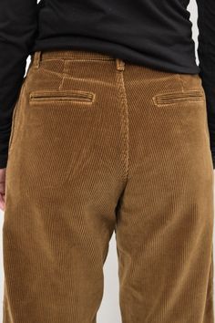 Experience ultimate comfort and style with The Chino in Camel Corduroy. Made from wide wale Japanese cotton corduroy, these relaxed straight leg trousers sit at a high waist and feature a full inseam for a perfect fit. The button fly and signature brass button closure add a touch of sophistication and style to your wardrobe. Fun Mail, Chino Jeans, Japanese Cotton, Straight Leg Trousers, Womens Clothing Sizes, Corduroy Pants, Camel, High Waist, Straight Leg