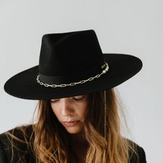 Gigi Pip felt hats for women - Raine Wide Brim Fedora - wide flat brim with a fedora crown Gigi Pip, Hat Fedora, Womens Fedora, Floppy Hats, Women Hats Fashion, Hat Size Chart, Wide Brim Fedora, Coachella Outfit, Halo Style