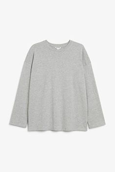 Classic long sleeve tee - Grey marl - Monki WW Relaxed Fit T-shirt With Ribbed Cuffs For Fall, Boxy Fit Crew Neck Top For Fall, Winter Long Sleeve T-shirt With Ribbed Cuffs, Fall Boxy Fit Crew Neck T-shirt, Fall Boxy Crew Neck Top, Crew Neck T-shirt With Ribbed Cuffs For Loungewear, Oversized T-shirt With Ribbed Cuffs For Loungewear, Fall Loungewear T-shirt, Long Sleeve Cotton T-shirt For Loungewear