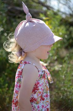 "Accessorize baby boy's or baby girl's outfit with a summer headscarf. Linen and cotton summer headscarf is created for all the little boys and girls. The hat is tied up on the back so you can leave it looser or tighten as much as you wish. Also You can tie up the knot on the top higher or lower and adjusted to the optimum size. As a result this summer hat is sustainable for a very long time. Sizes of the headscarf are according the circumference of the head or age. To measure the head of the ch Summer Headscarf, Baby Boy Linen, Toddler Mittens, Kids Mittens, Toddler Summer, Baby Summer, Baby Blanket Knitting Pattern, Knitted Baby Blankets, Baby Blanket Pattern