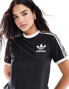 Tops by adidas Originals Adding to bag in 3, 2, 1… Stripe design Crew neck Short sleeves adidas branding Regular fit Adidas T Shirt Outfit, Adidas Branding, Performance Leggings, Tshirt Outfits, Sporty Outfits, Maxi Dress Trend, Swimwear Sale, Hoodies For Sale, Petite Maternity