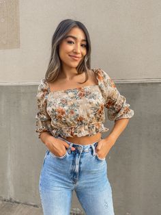 •Floral •Square Neckline •Ruffle Quarter Sleeve •Metallic Detailing •Cropped fit •Cinched Waist Floral Top Outfit, Floral Squares, Cinched Waist, Floral Blouse, Quarter Sleeve, Cute Tops, Square Neckline, Off Shoulder Blouse, Fall In Love