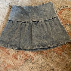 Middle Acid Wash Mini Skirt Mittoshop Brand Nwt Size L Fits Size 10 Best Non-stretch Mini Skirt Casual, Casual Non-stretch Mini Skirt, Casual Non-stretch Short Skirt, Casual Lined Denim Blue Skirt, Casual Flowy Denim Blue Skirt, Casual Denim Blue Lined Skirt, Casual Denim Blue Flowy Skirt, Casual Non-stretch Lined Skort, Trendy Medium Wash Lined Skirt