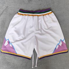 utah jazz shorts white Streetwear Fashion Shorts, Basketball Stuff, Super Suit, Basketball Clothes, Black Men Street Fashion, Fashion Shorts, Sports Logos, Jersey Outfit, Streetwear Men Outfits