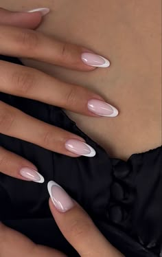 Neutral Trendy Nails 2024, French Nails Round, Graduation Nails Almond, Graduation Nails Acrylic, Graduation Nails Ideas, Nails For Graduation, Grad Nails, Nail Appointment, Graduation Nails