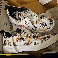 Vans X Disney Ultrarange Shoes Men's 6.5, Womens 8. Never Worn, Tags Still Attached To Shoes. Will Ship The Box. Open To Offers! Casual Mickey Mouse Lace-up Sneakers, Casual White Sneakers With Character Print, Disney Low-top Sneakers With Rubber Sole, White Character Print Sneakers For Streetwear, Black Mickey Mouse Sneakers For Streetwear, White Disney Sneakers In Synthetic Material, Casual High-top Mickey Mouse Sneakers, Disney White Low-top Sneakers, White Disney Synthetic Sneakers