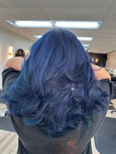 Blue Layered Hair, Indigo Blue Hair, Aesthetic Blue Hair, Denim Blue Hair, Indigo Hair, Blue Hair Highlights, Japan Hair, Color Block Hair, Types Of Hair Color