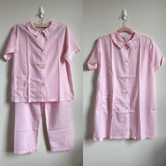 "Never Worn 3 Piece Vintage Tommies Pyjama Set Size 34 - This set contains pants, a shirt and a short robe - Button down half sleeve shirt with lace detail  - Pants have an elasticated waist with side snap closure - Robe is mini length - hits just above the knees Vintage from the 1960s/ 1970s Never worn - new without tags  Brand - Tommies Fabric Composition - 65% Polyester 35% Cotton Size - 34 Shirt: Bust - 40\" Waist - 40\" Length - 23\" Pants: Waist - 24\" (36\" with stretch)  Hip - 44\" Length - 37.7\" Robe: Bust - 41\" Waist - 42\" Hip - 46\" Length - 33\" This product is unwashed to maintain new condition. Vintage items are often more than 20 years old. Being a vintage/ pre-loved  piece, there maybe minor flaws and some pieces may show minor wear and tear. Anything notable will be sho Cotton Bedtime Sets With Pockets, Pink Pajama Party Sets With Pockets, Casual Sets With Pockets For Home, Casual Home Sets With Pockets, Pink Home Sets For Summer, Relaxed Fit Pajama Set With Pockets For Party, White Pajama Party Sets With Pockets, Relaxed Fit Sets With Pockets For Pajama Party, White Sets With Pockets For Pajama Party