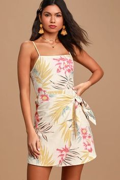 Dresses for Women | Best Women's Dresses Online Pretty Midi Dresses, Dresses For Woman, Beautiful Summer Dresses, A Line Mini Skirt, Flower Print Dress, Retro Clothing, Mod Dress, Online Dress Shopping, Dresses For Teens