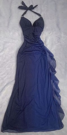 Long Prom Dresses For Black girls For Women Greek Clothes, Stunning Prom Dresses, Blue Evening Dresses, Prom Dress Inspiration, Cute Prom Dresses, Pretty Prom Dresses, Long Prom Dresses, Prom Outfits, Grad Dresses