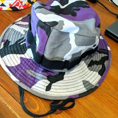 Nwot Camo Bucket Hat Oakley Hat, Camo Bucket Hat, Nfl Caps, Chicago Bulls Hat, North Face Hat, Kansas City Royals Baseball, Orange Hats, Camo Hats, Brown Hats