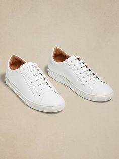 A little big but super quality White Formal Shoes, Mens White Sneakers, Men Winter Shoes, Mens Business Casual Shoes, Polygon Modeling, Buy List, Monk Strap Shoes, Formal Outfits