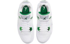 As an Air Jordan veteran, the metallic green colorway makes its debut in the Nike Air Jordan 4 Retro series. The pair replicates the classic silhouette, featuring shiny emerald accentuate and wing eyelets. (AJ4/SNKR/High Top/Basketball) Jordan 11 Women, Nike Air Jordan 4 Retro, Vapour Max Nike, Nike Air Jordan 4, Nike Sacai, Low Air Jordan 1, Jordan 4s, White Jordans, Womens Air Jordans