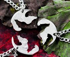 Wolf Friendship necklaces, 3 piece Interlocking quarter jewelry set, h - NameCoins Pokemon Mew, Dolphin Jewelry, Wolf Necklace, Kay Jewelry, Wolf Jewelry, Bff Necklaces, Turquoise Jewelry Native American, Friendship Jewelry, Friendship Necklaces