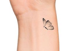 White Butterfly Tattoo, 40 Aesthetic, Cool Wrist Tattoos, Butterfly Tattoos For Women, Tasteful Tattoos, Small Butterfly