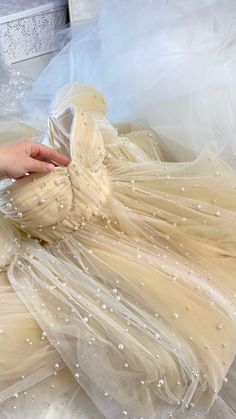 Cream Fitted Bodice Dress For Banquet, Cream Dress With Fitted Bodice For Banquets, Cream Dress With Fitted Bodice For Banquet, Beige Tulle Wedding Dress, Evening Cream Tulle Dress, Cream Tulle Dress With Sweetheart Neckline, Fitted Cream Tulle Dress, Cream Tulle Dress With Fitted Bodice, Cream Tulle Gown For Party