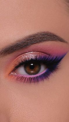 Multicolor Eye Makeup, Colorful Eye Makeup Purple, Colourful Eye Makeup Looks, Purple And Pink Eye Makeup, Colorful Smokey Eye Makeup, Colour Makeup Looks, Fun Easy Makeup, Colorful Wedding Makeup