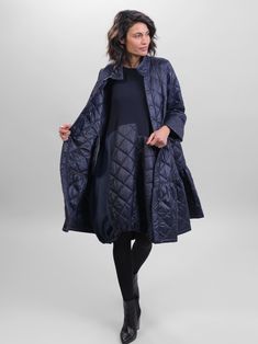 Adding a romantic touch to this quilted jacket is a soft ruffled hem. It is cut in a voluminous A-line silhouette with snap front closure and angled pockets. Quilted Dress, Ruffle Jacket, Digital Tools, Roll Up Sleeves, Padded Jacket, Quilted Jacket, Roll Up, Stand Collar, Fur Coat