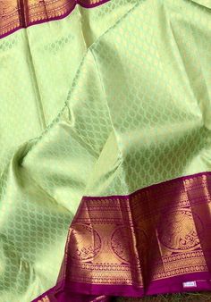 Latest Kanchi Pattu Sarees Wedding, Pattu Sarees Latest Collection, Green Pattu Saree, Green Silk Saree, Engagement Saree, Silk Saree Blouse Designs Patterns, Latest Silk Sarees, Kanjivaram Sarees Silk