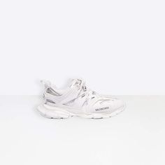 Balenciaga Track in white mesh and nylon Balenciaga Shoes Track, Balenciaga Track Sneaker, White Balenciaga, Balenciaga T Shirt, Mini Arcade, Track Shoes, Balenciaga Sneakers, Style Sportif, Balenciaga Track