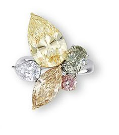 A MULTI-COLOURED DIAMOND AND DIAMOND RING Greenish Grey, Colored Diamond Jewelry, Colored Diamond Rings, Diamond Rings Design, Colorless Diamond, Jewelry Auction, Grey Diamond, Brown Diamond, Fine Jewels