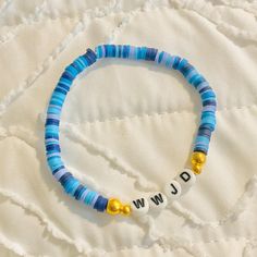 This bracelet WWJD/ what would Jesus do, reminds us of what we should do for others and how Jesus would do it. Jesus Bracelet Ideas, Wwjd Necklace, What Would Jesus Do Bracelet, Jesus Bracelet, Wwjd Bracelet, What Would Jesus Do, Clay Bead, Bracelet Ideas, Letter Beads