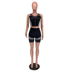 Zip Sleeveless Crop Top and Biker Shorts Tracksuit Black Gym Sets For Summer, Sleeveless Athleisure Sets For Summer, Summer Workout Sleeveless Sets, Black Workout Set For Summer, Black Workout Sets For Summer, Sleeveless Sports Sets For Summer, Sporty Black Sleeveless Sets, Sleeveless Summer Sports Sets, Sleeveless Sports Sets