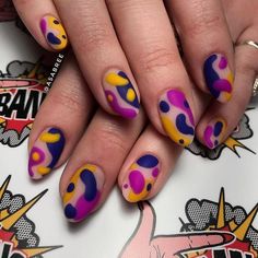 Oval Nail Art, Oval Nails, Dream Nails, Funky Nails, Pretty Acrylic Nails, Nail Art Inspiration, Minimalist Nails, Fancy Nails, Makati