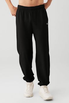 We’re all about the Accolade Sweatpant — it’s a super soft, leveled-up classic with a chrome Alo logo detail and powerful, performance tech for studio & street. Wear it in cold weather with a bold jacket and transition to warmer weather with slides. Super-soft diagonal French terry For chill time or to-and-from Unisex style Designed to work from studio to street Wear-tested by our in-house team for the perfect fit Casual Alo Yoga Bottoms With Comfort Waistband, Alo Yoga Casual Bottoms With Comfort Waistband, Alo Yoga Casual Cotton Sweatpants, Alo Yoga Casual Relaxed Fit Bottoms, Alo Yoga Casual Bottoms With Relaxed Fit, Casual Alo Yoga Pants In Neutral Color, Casual Alo Yoga Pants With Ribbed Waistband, Casual Alo Yoga Bottoms, Alo Yoga Casual Bottoms For Streetwear