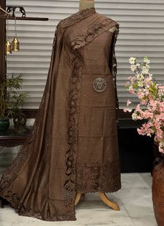 Dior Atelier, Cutwork Blouse, Kameez Designs, Cutwork Blouse Designs, Hijab Styles, Salwar Kameez Designs, Cut Work, Anime Scenery, Bridal Wear