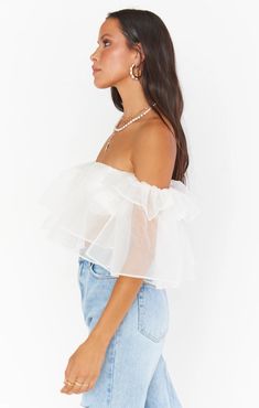 Rossella Ruffle Top ~ White Organza – Show Me Your Mumu Off The Shoulder White Top, Rehearsal Dinner Outfit, Kimono Crop Top, How Many Bridesmaids, Rehearsal Dinner Outfits, Maternity Bridesmaid Dresses, Bridesmaid Colors, Rehearsal Dinner Dresses, Honeymoon Outfits