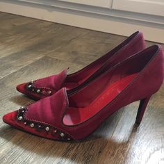 Tory Burch Pumps With Studs Tory Burch Pumps, Tory Burch Shoes, Shoes Women Heels, Tory Burch, Shoes Heels, Size 7, Pumps, Women Shoes, Heels