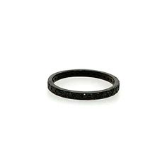 a black ring on a white background