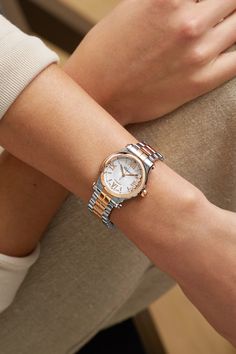 The phrase 'investment piece' gets bandied around too often, but a classic watch is truly deserving of the title. Part of the Chopard's signature 'Happy Sport' collection that was first created in 1993, this 18-karat rose gold and stainless steel timepiece is encased with five free-moving diamonds that glisten as they float across the silver-toned guilloché dial - a concept originally inspired by the dancing droplets of a waterfall. It has beautiful curved edges and links that sit comfortably a… Chopard Happy Sport Watch, Chopard Watch Women, Classic Watches Women, Luxury Watches Women, Luxury Watch Collection, Chopard Earrings, Classic Watch Women, Chopard Watch, Diamond Watches Women