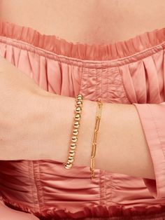 We can’t get enough of the paperclip trend! Our large link style is bold enough to stand out on it’s own or amongst major wrist candy, and is the largest option available from our Paperclip Collection. Mix and match with different sizes and pieces from the collection for especially on-trend stack. Paperclip Chain Link Bracelet, Modern Chain Link Gold Bracelet, Trendy Gold Bracelet With Rectangular Links, Chic Bracelets With Solid Link Construction, Everyday Paperclip Link Bracelet, Yellow Gold Paperclip Bracelet, Gold Chain Link Bracelet With Box Chain, Box Chain Bracelets With Rectangular Links, Yellow Gold Bracelets With Rectangular Links