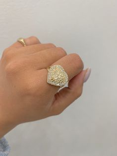 Nugget heart ring, 100% 14k gold, made in italy, has cubic zirconias that add brilliance to the piece, size 7 but we can make it to the custom you need, you can wear it daily, you can even bathe, swim or exercise if you have the part carried, if you have any questions send a message, item sold by piece, weigh undetermined. Diamond Heart Ring With Vvs Clarity, Diamond Heart Ring With Diamond Accents, Heart-shaped Diamond Ring With Accents, Heart Shaped Diamond Ring With Diamond Accents, Gold Plated Heart Ring For Wedding, Gold Plated Heart Ring For Promise, Promise Heart Ring In Fine Jewelry Style, Gold Plated Promise Ring For Valentine's Day, Heart-shaped Brilliant Cut Rings