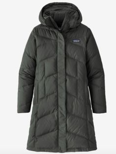 This Patagonia Women's Down With It Parka in Forge Grey has more than just good looks with a 100% recycled polyester shell; removable, insulated hood; and 600-fill-power 100% Recycled Down insulation. Fair Trade Certified™ sewn. 100% recycled polyester plain-weave shell with a DWR (durable water repellent) finish Insulated with 600-fill-power 100% Recycled Down (duck and goose down reclaimed from down products) Insulated with 600-fill-power 100% Recycled Down (duck and goose down reclaimed from Patagonia Coat, Best Winter Coats, Winter Parka, Black Down, Womens Parka, Winter Tops, Down Parka, Double Breasted Coat, Winter Coats Women