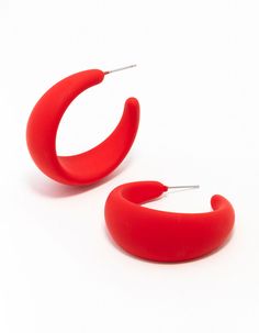 Who wouldn't love a bold, chunky set of hoop earrings? These vibrant red Chunky Teardrop Hoop Earrings add a lively touch to any outfit. Perfect for pairing with your favourite red outfits or making a statement with any ensemble. Dimensions: Length 40 mm x Width 20 mm Weight: 12.04g | Lovisa Coated Chubby Teardrop Hoop Earrings, Red Hoop Earrings Outfit, Hoop Earring Outfit, Teardrop Hoop Earrings, Red Outfits, Earrings Red, Winter Clothing, Red Outfit, Vibrant Red, Love A